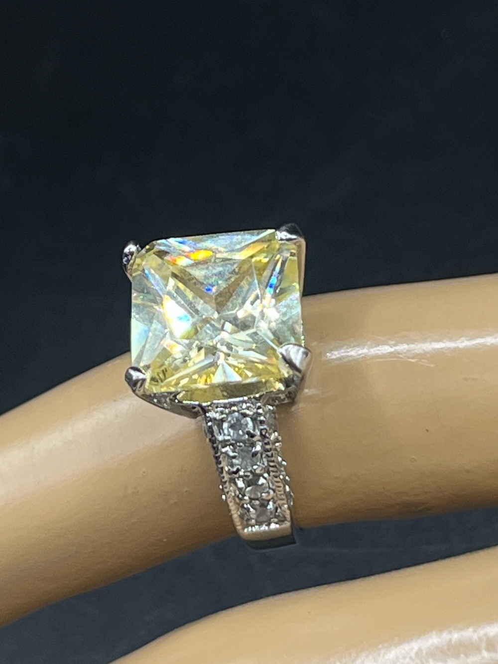 Sparkly Silver Yellow Square-Cut Statement Ring 6.25